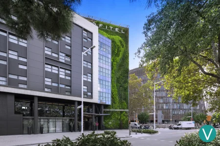 jardin-vertical-hotel-sofitel-barcelona-galeria-1