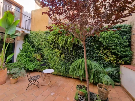 Jardin vertical patio interior 2 Jardin vertical patio interior barcelona