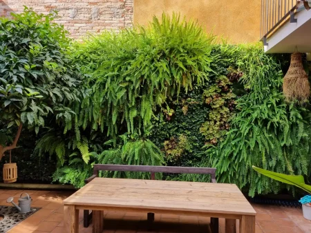 Jardin vertical patio interior 4 Jardin vertical patio interior barcelona