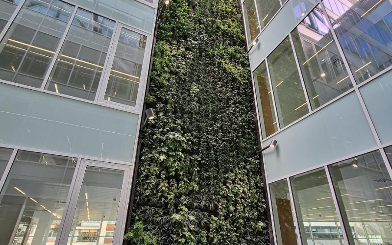 Edificio aura diagonal